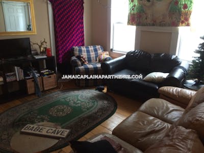 Jamaica Plain 4 Beds 1 Bath Boston - $4,150 No Fee