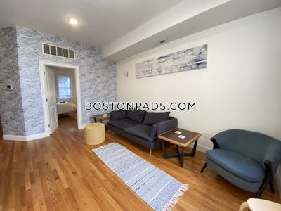 Fort Hill This 4 Beds 2 Baths is ridiculously beautiful on Guild St Boston - $6,150 No Fee
