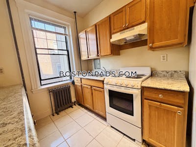 Brighton 3 Beds 1 Bath Boston - $3,800 No Fee