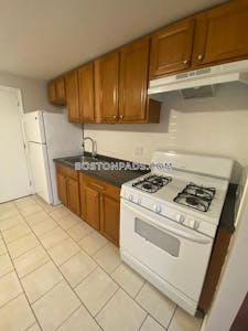 Lowell Apartment for rent 1 Bedroom 1 Bath - $1,750 No Fee
