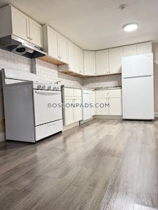Lowell Apartment for rent 2 Bedrooms 1 Bath - $2,150 No Fee
